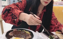 深夜释放你自己草莓视频